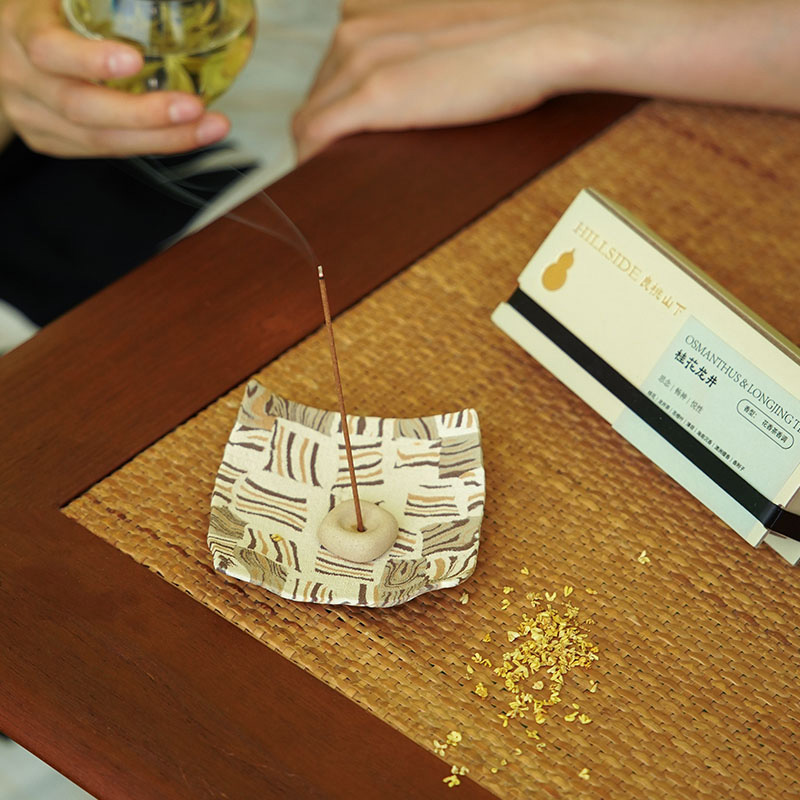 Osmanthus & Longjing Tea Incense Stick - Image 3