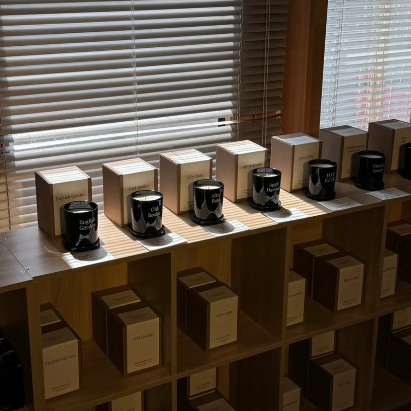 Apple Harvest Scented Candle - Image 3